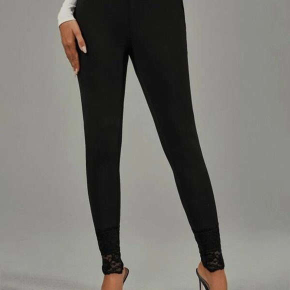 Black Lace Hem Leggings in XS - Picture 2 of 3